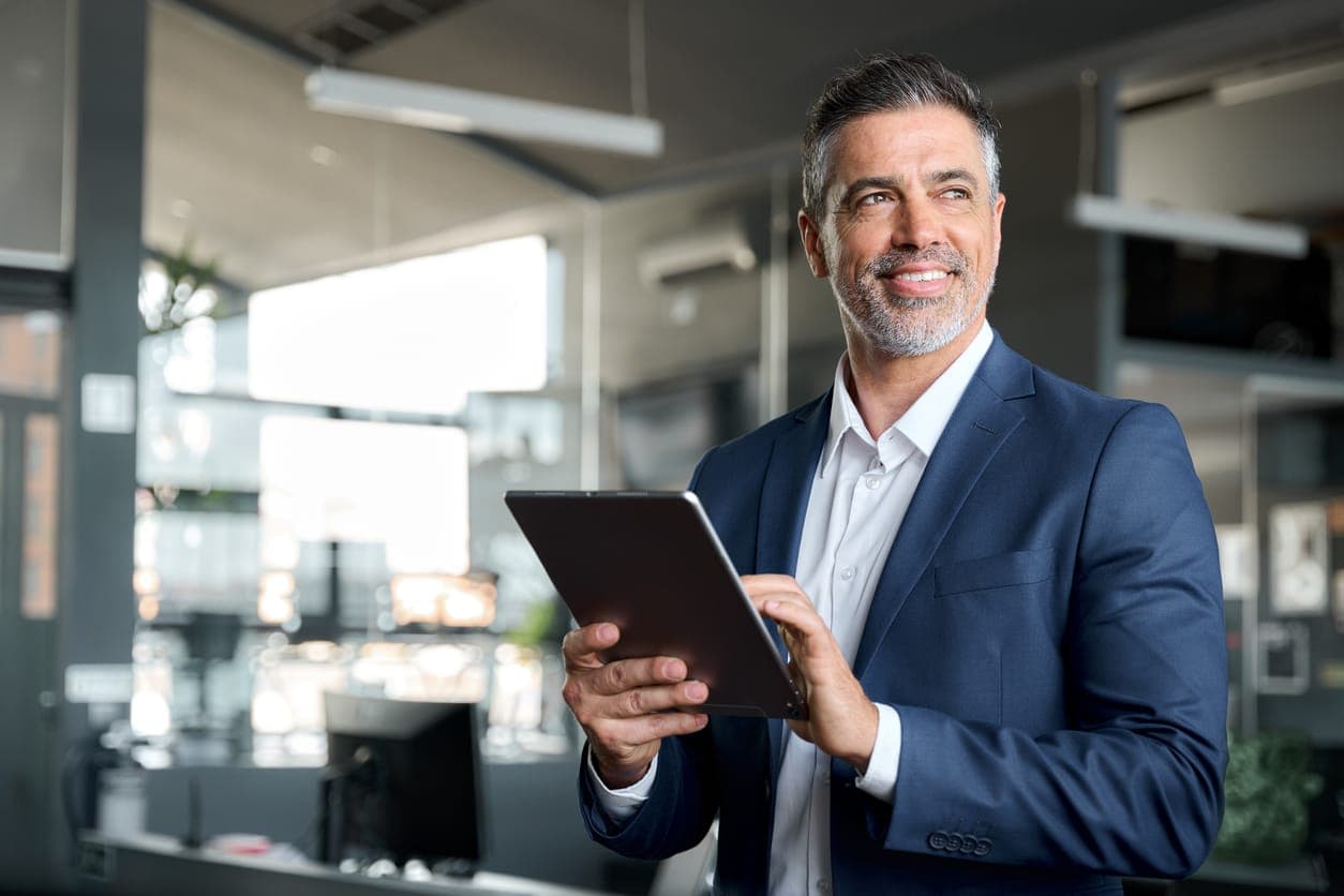 Franchise merchant services for multi-location networks